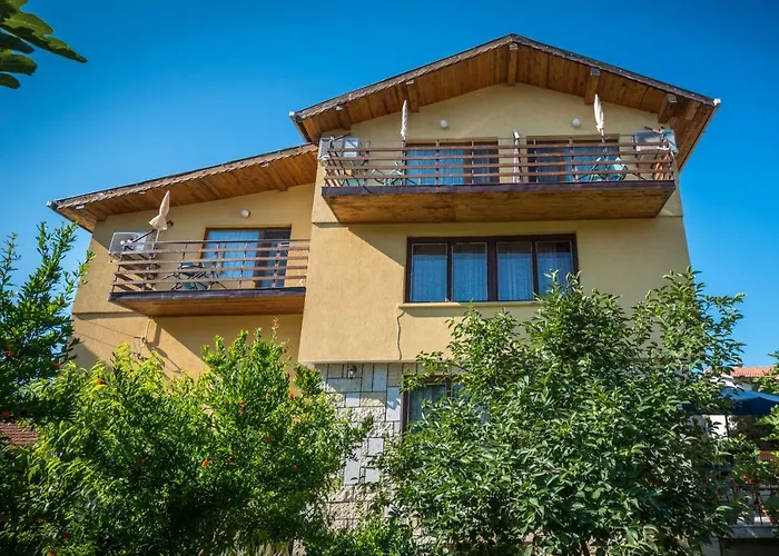 слънце Къща за гости 3*